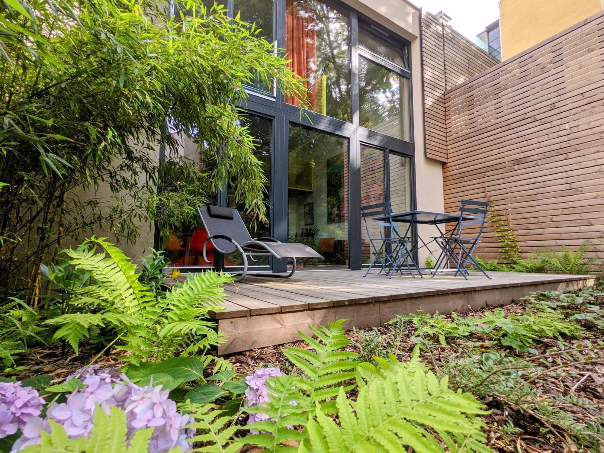 Romantic And Atypical Apartments In Prague'S Montmartre Екстер'єр фото