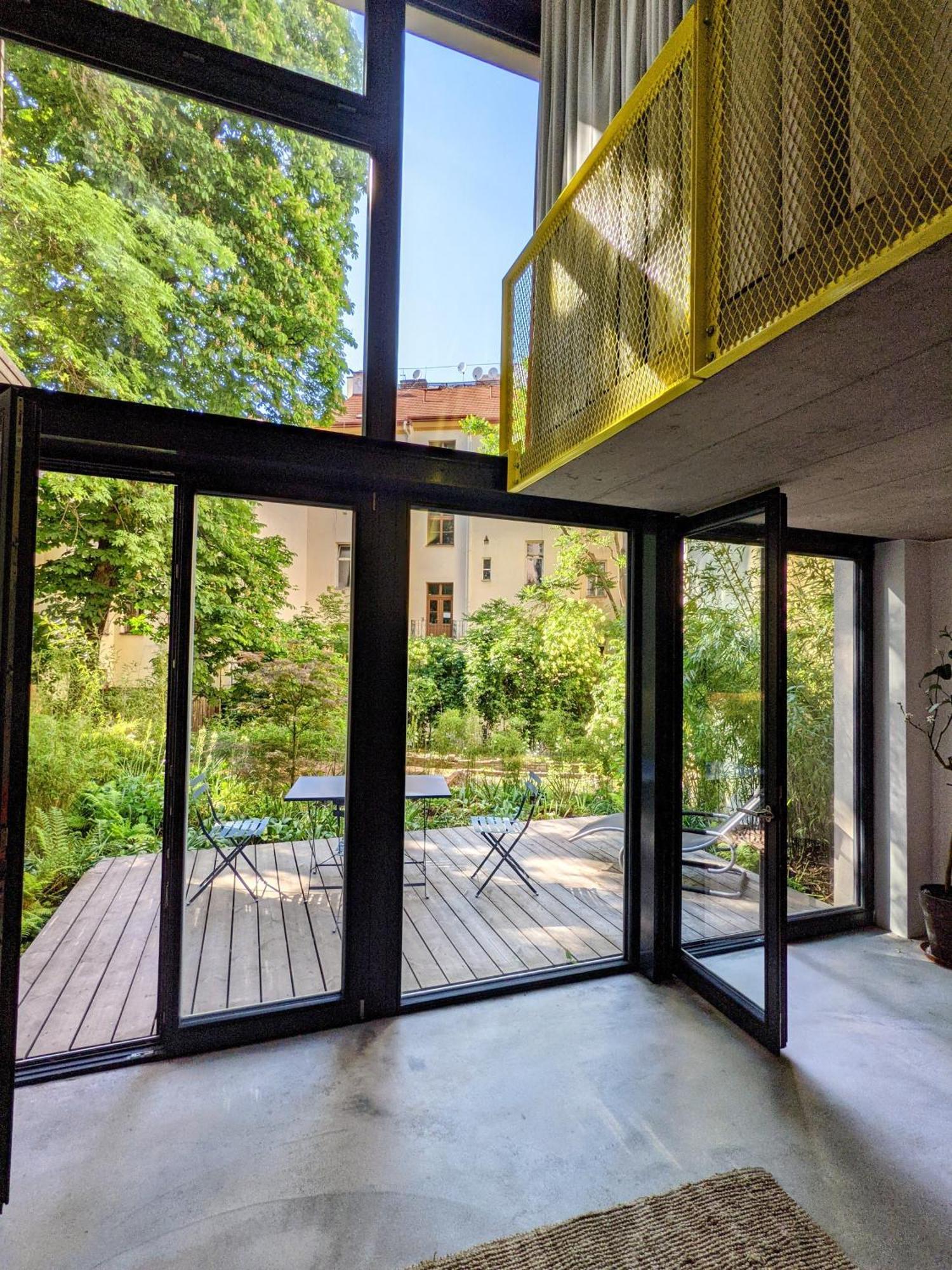 Romantic And Atypical Apartments In Prague'S Montmartre Екстер'єр фото