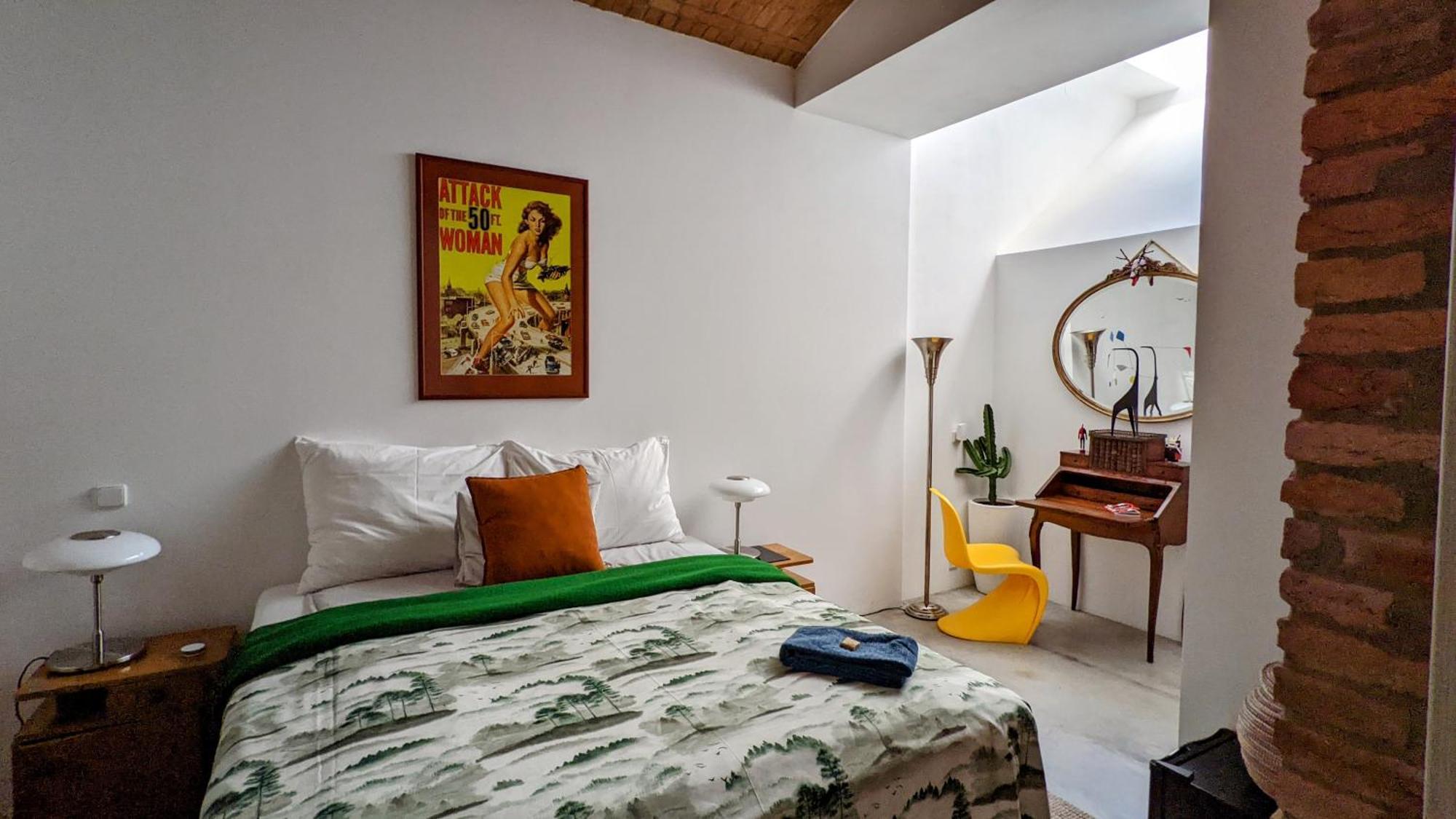 Romantic And Atypical Apartments In Prague'S Montmartre Екстер'єр фото