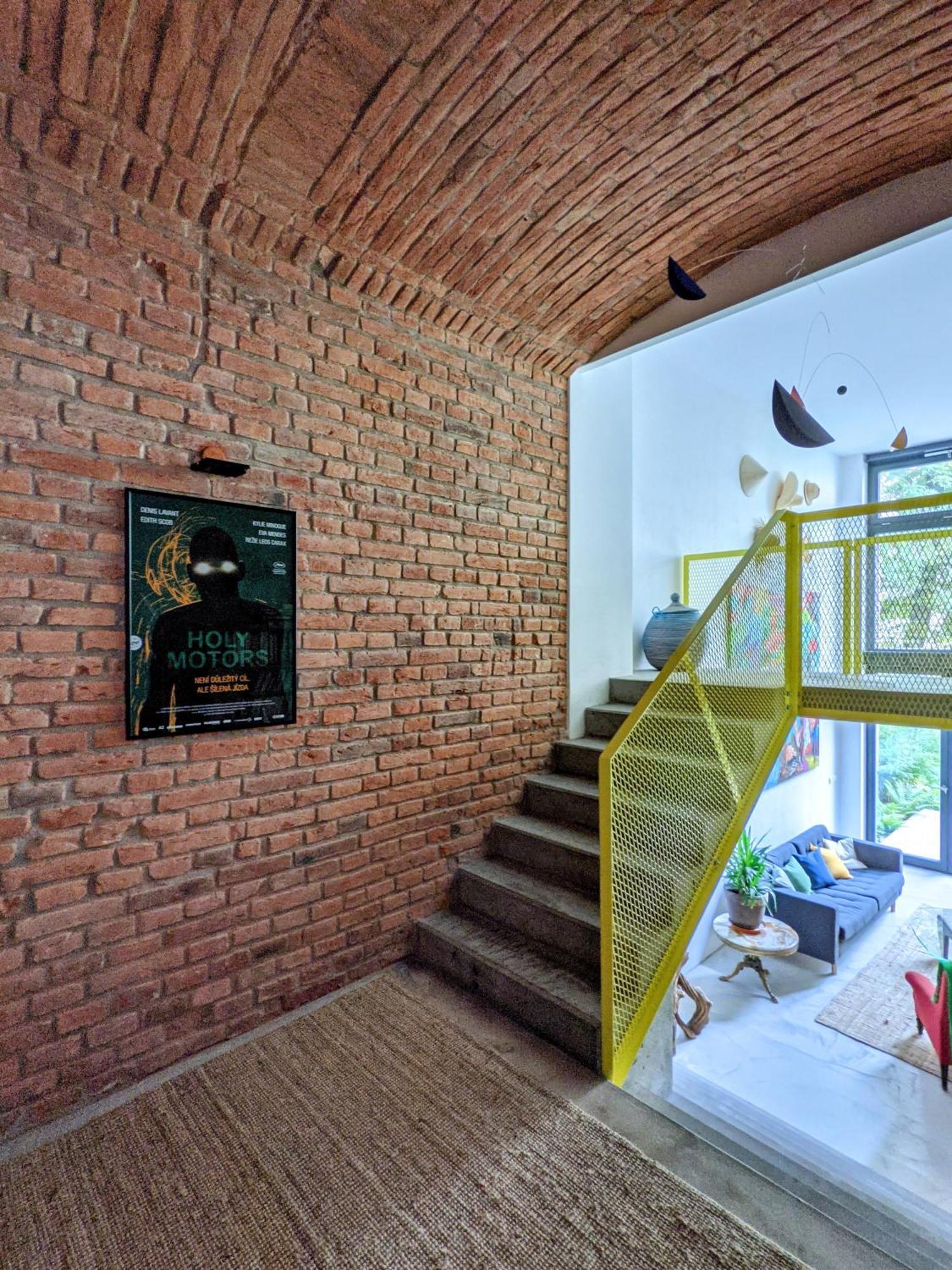 Romantic And Atypical Apartments In Prague'S Montmartre Екстер'єр фото
